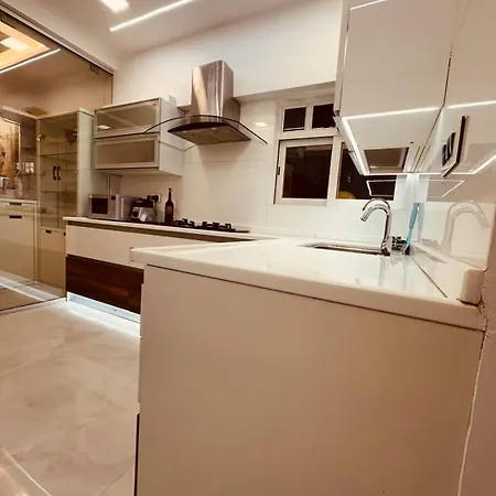 Apartment The Hidden Bliss - Near Nesco
