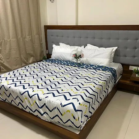 Apartment 2bhk Near Powai Hiranandini-star Homes