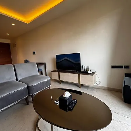 Apartment Ov Premium Near Bkc By Square One Mumbai