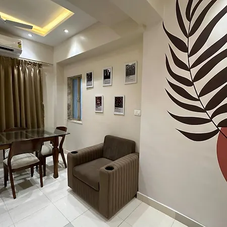 Enchante - 15 Mins From Lilavati & Nanavati Mumbai