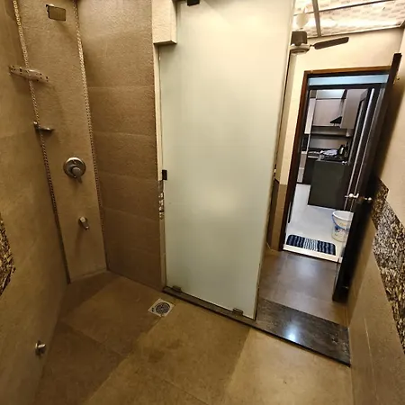 The Royal Abode Apartment *