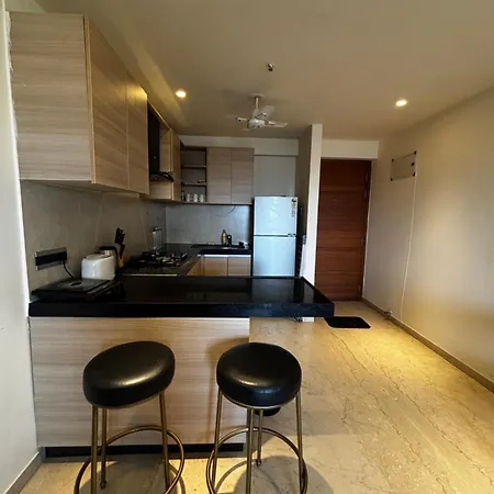 Ov Premium Near Bkc By Square One Apartment