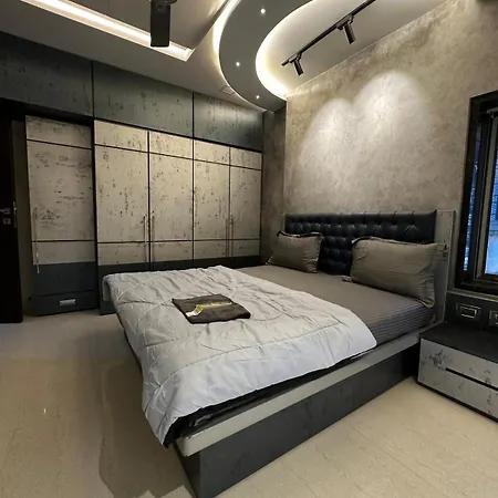 The Royal Abode Apartment