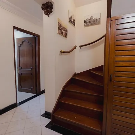 Bachis Nest Luxury 5bhk With Lawn And Terrace * Mumbai