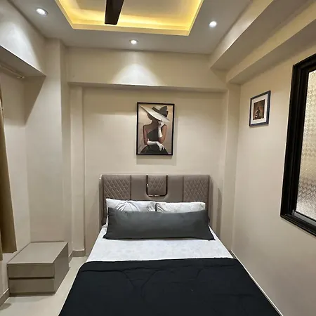 Izaara - 15 Mins From Lilavati & Nanavati