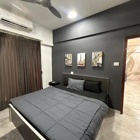 Apartment Rahuls Oasis