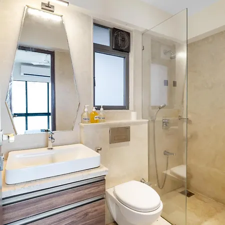 Ov Premium Near Bkc By Square One * Mumbai