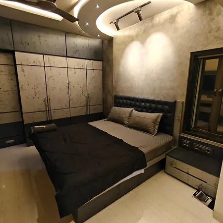 The Royal Abode Apartment *