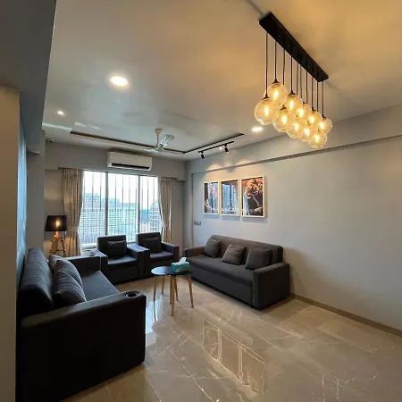 Apartment Ocean Whisper - 2 Mins From Kokilaben Hospital *