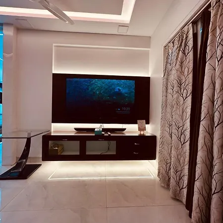 Apartment The Hidden Bliss - Near Nesco