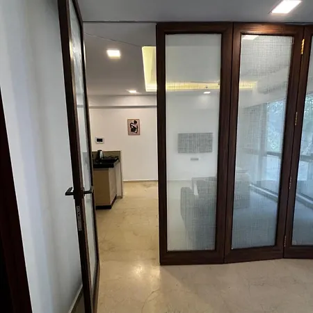 Ov Premium Near Bkc By Square One Apartment Mumbai