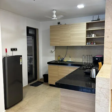 Ov Premium Near Bkc By Square One Apartment *