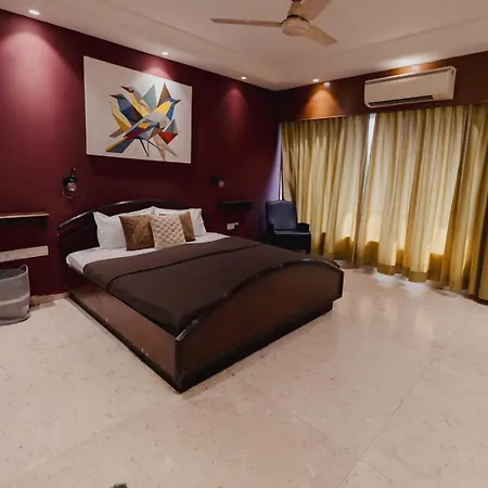 Bachis Nest Luxury 5bhk With Lawn And Terrace *