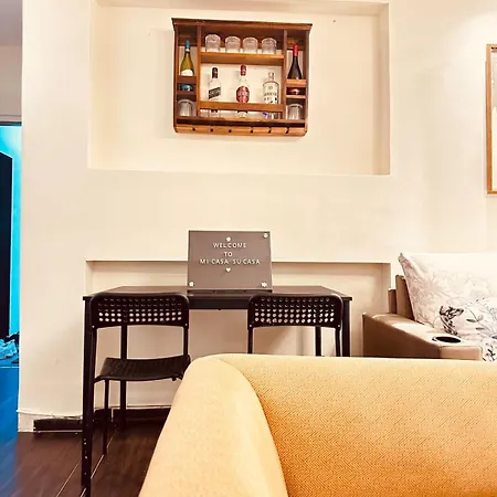 Apartment Rahuls - Near Kokilaben Mumbai