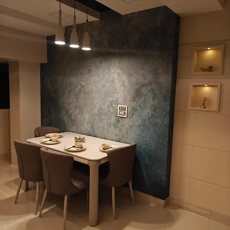 The Royal Abode Apartment *