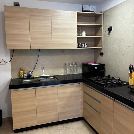Ov Premium Near Bkc By Square One Apartment Mumbai