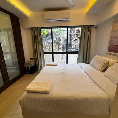 Ov Premium Near Bkc By Square One Apartment