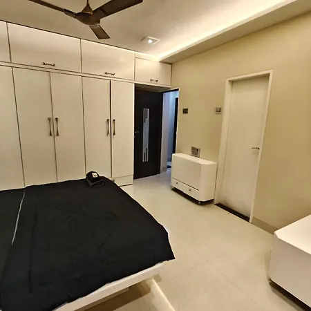 The Royal Abode Apartment *
