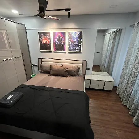 Ocean Whisper - 2 Mins From Kokilaben Hospital Apartment Mumbai