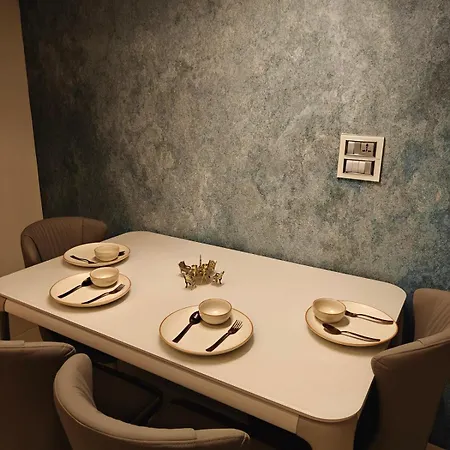 Apartment The Royal Abode *