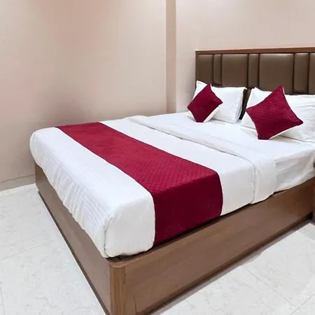 Hotel Shine Hospitality International Airport T2 3*
