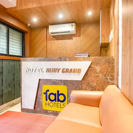 Hotel Fabhotel Ruby Grand