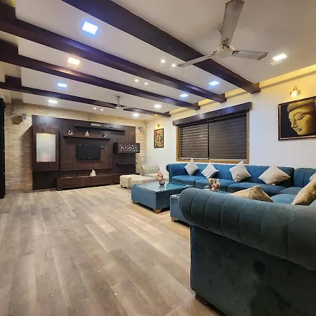 Villa 5 Bhk Peacock Perch Luxury Spacez *