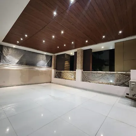 5 Bhk Peacock Perch Luxury Spacez Mumbai