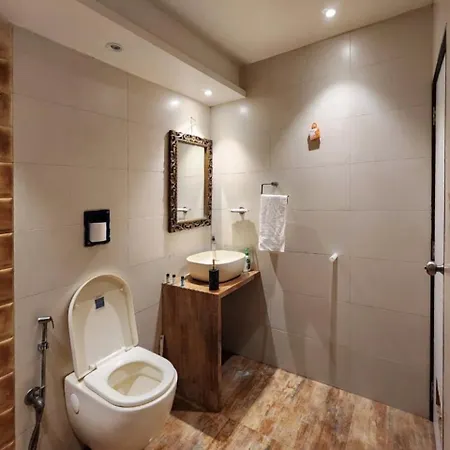 Villa 5 Bhk Peacock Perch Luxury Spacez *