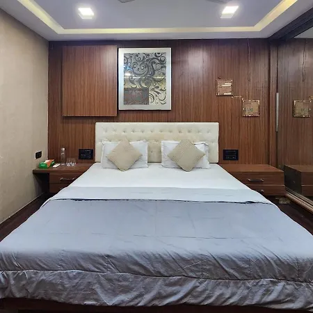 Villa 5 Bhk Peacock Perch Luxury Spacez Mumbai