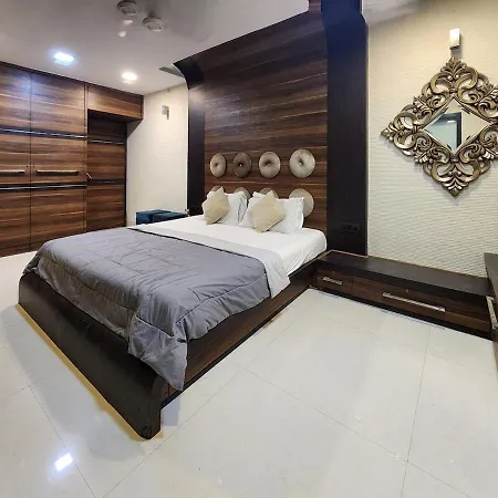 Villa 5 Bhk Peacock Perch Luxury Spacez *
