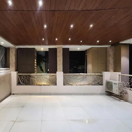 Villa 5 Bhk Peacock Perch Luxury Spacez *