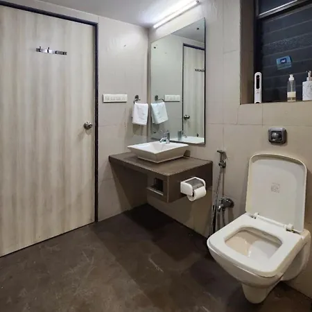 Villa 5 Bhk Peacock Perch Luxury Spacez