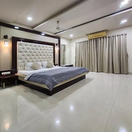 Villa 5 Bhk Peacock Perch Luxury Spacez