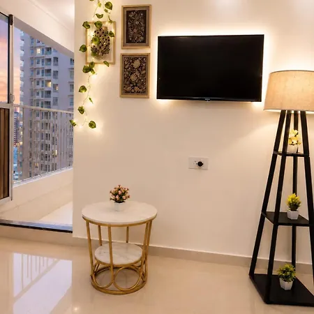 Apartment The Sky Heights - Name Says It All!! Mumbai