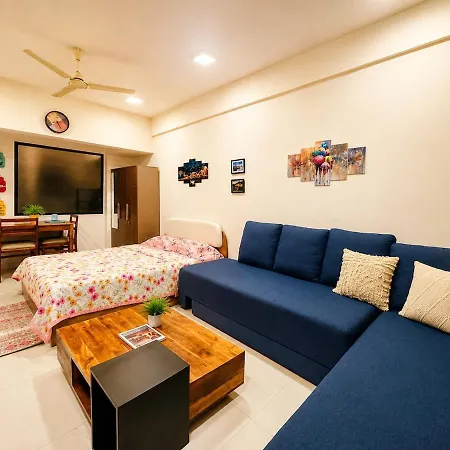 Chic & Spacious Heart Of Bandra W By Trivana Haven Apartment *
