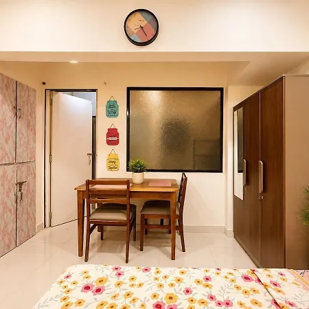 Apartment Chic & Spacious Heart Of Bandra W By Trivana Haven