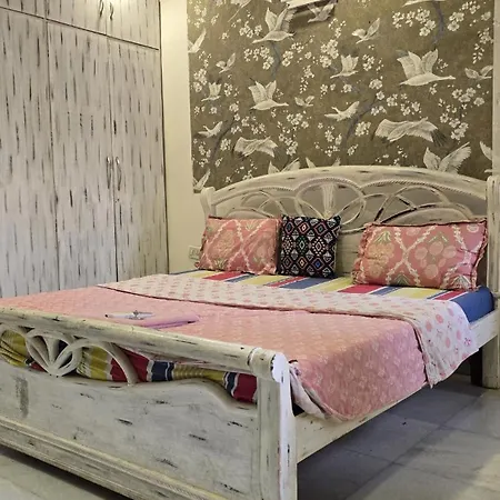 Butterfly 4 Bedroom * Mumbai