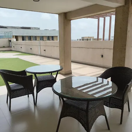 Marbella Near Bkc Pool, Wi-fi, Kitchen *