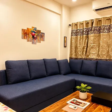 Chic & Spacious Heart Of Bandra W By Trivana Haven Apartment *