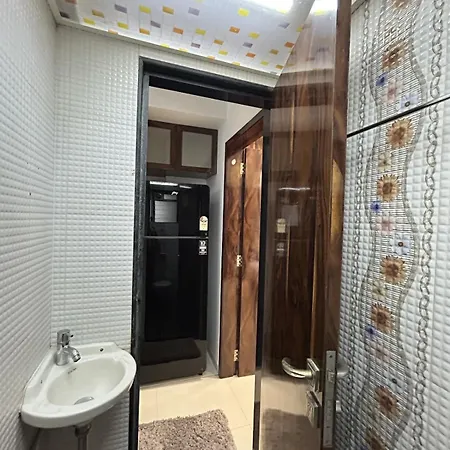 Raut No 1 1bhk Hiranandani Powai *