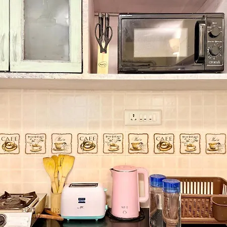 Bliso Blossom - Spacious In Bandra With Fast Wifi Apartment *