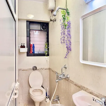 Apartment Bliso Blossom - Spacious In Bandra With Fast Wifi