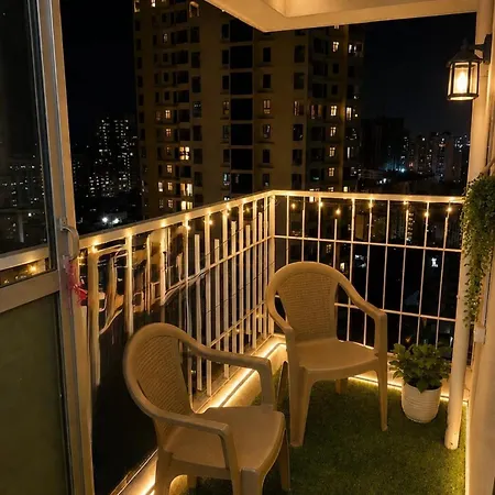The Sky Heights - Name Says It All! Apartment