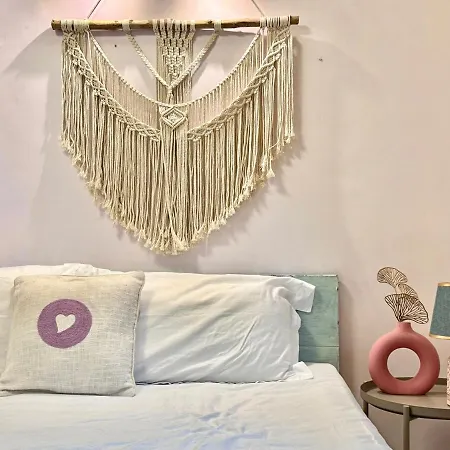 Bliso Blossom - Spacious In Bandra With Fast Wifi