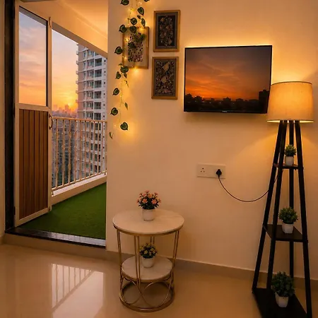 The Sky Heights - Name Says It All!! Apartment