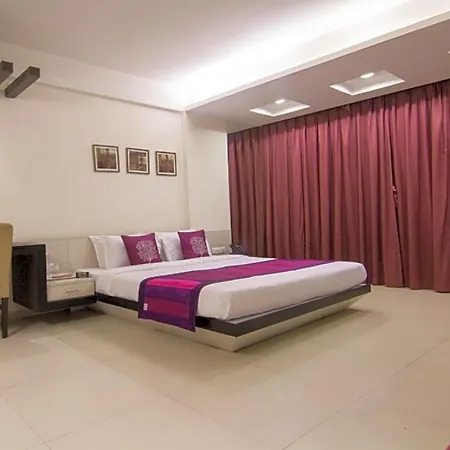 The Roa Hotel 3*