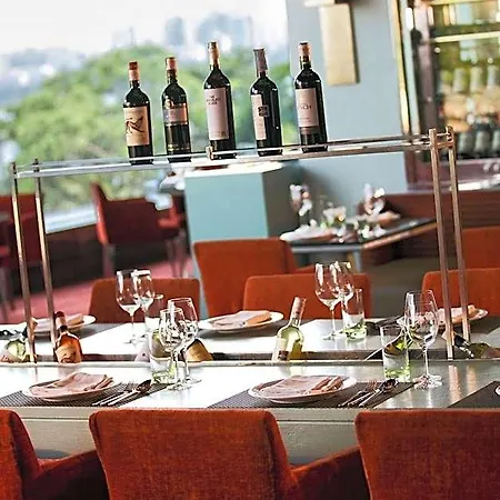 Marriott Executive - Lakeside Chalet, Hotel