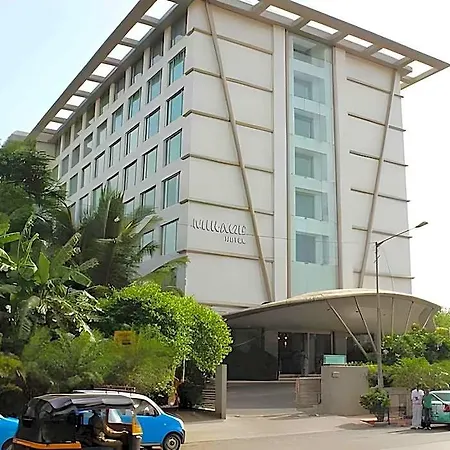 Mirage Hotel, International Airport Hotel 4*