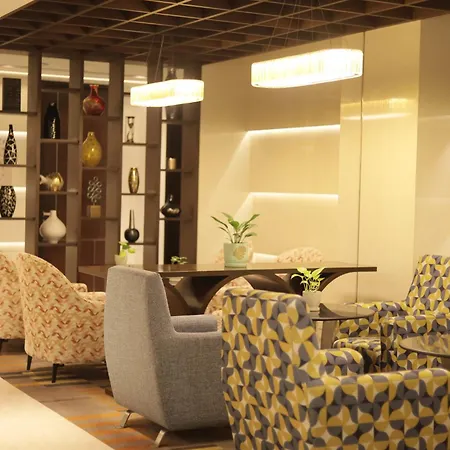 International Airport By Ihg 5*